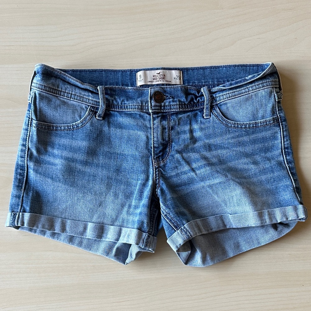 Hollister Mid-Rise Rolled Hem Denim Shorts
